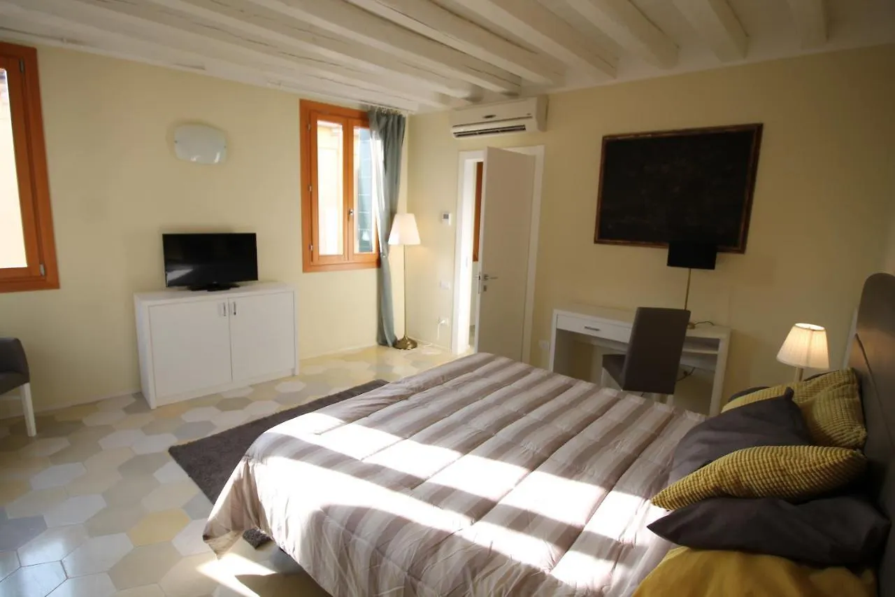 New central&spacious Venecia 0*,  Italia