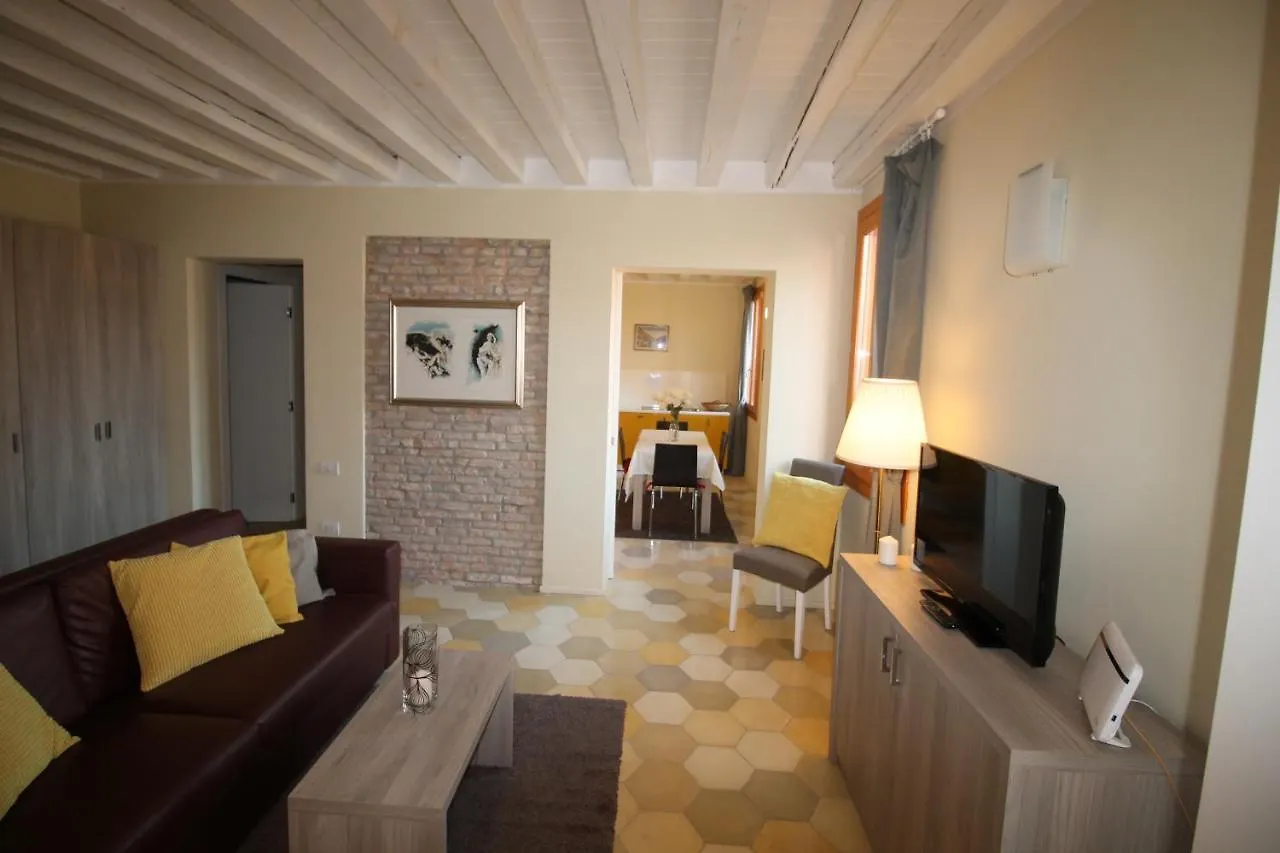Apartment New Central And Spacious Venice