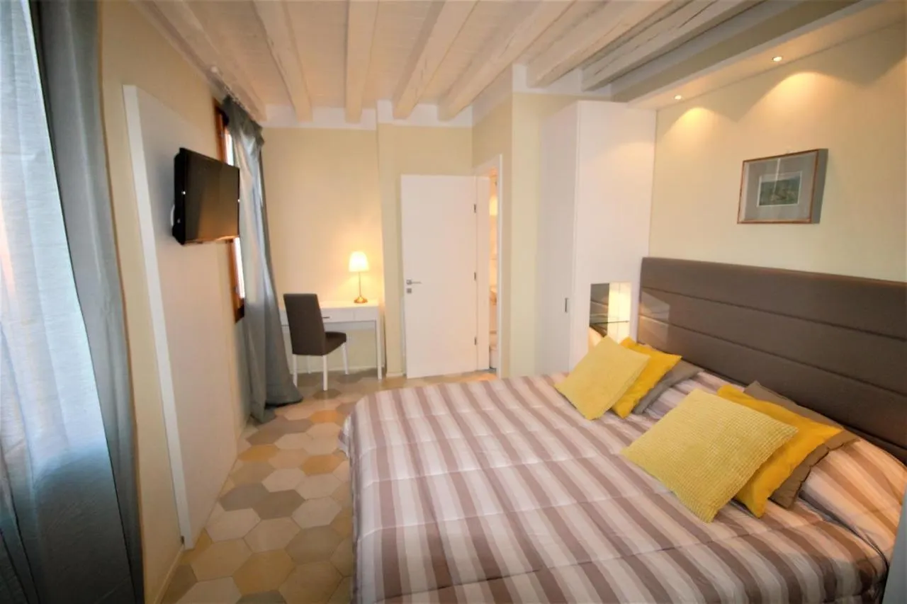 Apartment New Central And Spacious Venice